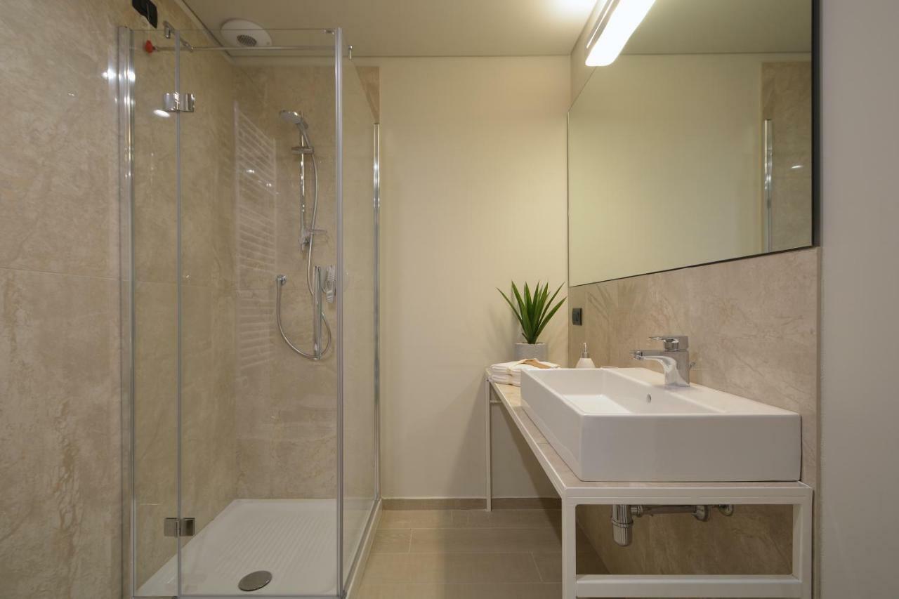 Atmosfera Apartments&Suites Borgaro Torinese Exterior foto